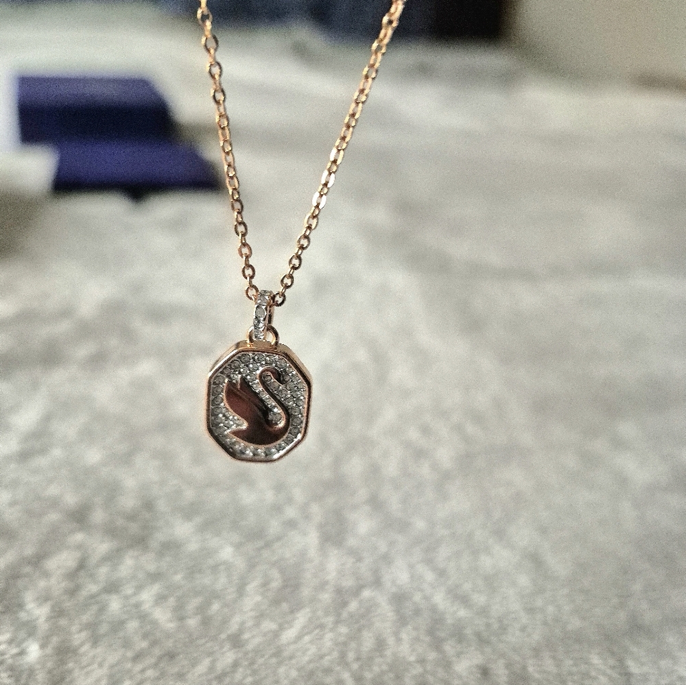 Swarovski Swan Necklace - Picture 2 of 12